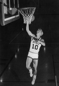 Phil Wendel shooting a basket