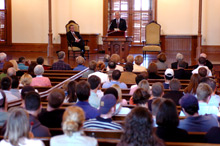 Richard Lugar and the crowd during an Ubben Lecture