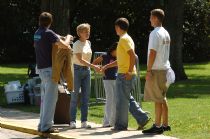 movein2004-7.jpg