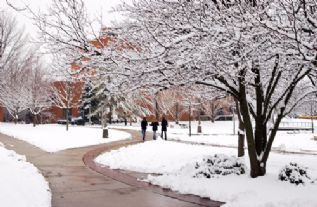 students snow 2005.jpg