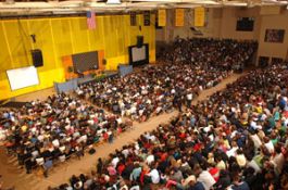 Crowd and stage during Mikhail Gorbachev's Ubben Lecture