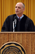 Eric Schlosser Commencement 2005.jpg