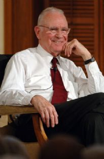 Lee Hamilton 5 DD 2006.jpg