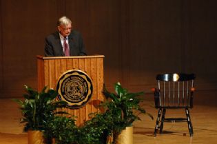 EO Wilson behind the lectern during the Ubben Lecture