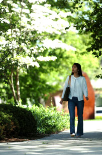 Campus Walk 2006-2.jpg