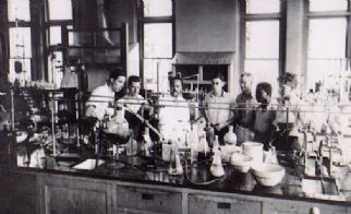 Percy Julian DePauw Lab 1930s.jpg