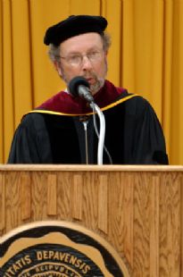 Bob Steele Commencement.jpg