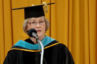 Karen Koning AbuZayd Commencement.jpg