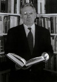 David Hackett Fischer.jpg