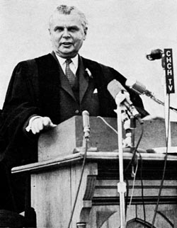 John Diefenbaker DePauw 1960.jpg