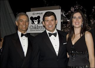 Bret Baier Gift 2008.jpg