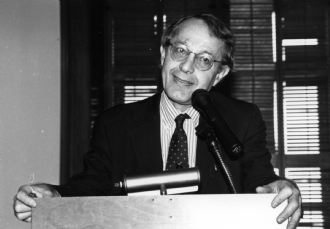 Jonathan Kozol delivering an Ubben Lecture