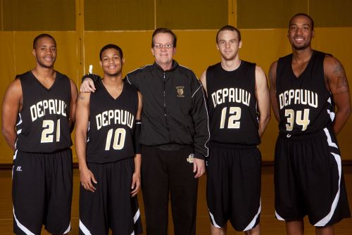 seniors_200910mbb.jpg