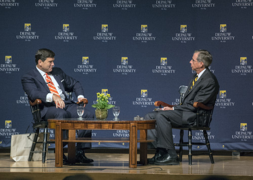 Bret Baier talking with Jeff McCall during his Ubben Lecture