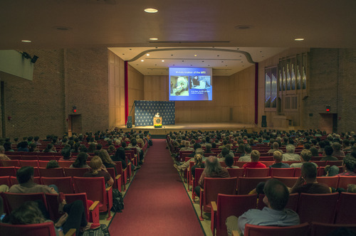 Crowd listening to Michio Kaku's Ubben Lecture