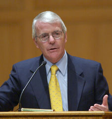 John Major delivering an Ubben Lecture