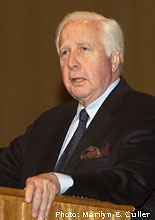 Closeup of David McCullough during an Ubben Lecture