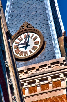 TOWER CLOSE UP hdr